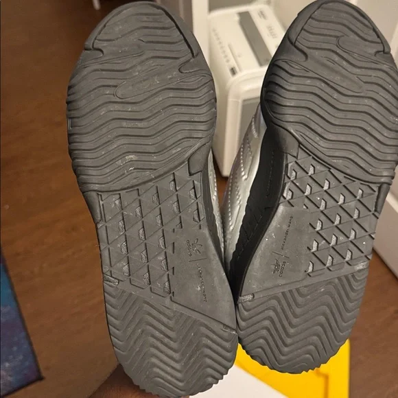 Adidas AW Futureshell Size 9.5 - Picture 4 of 5